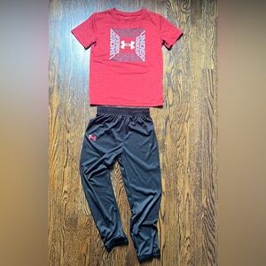 Boys Under Armour Dry wicking red pant set  size 7